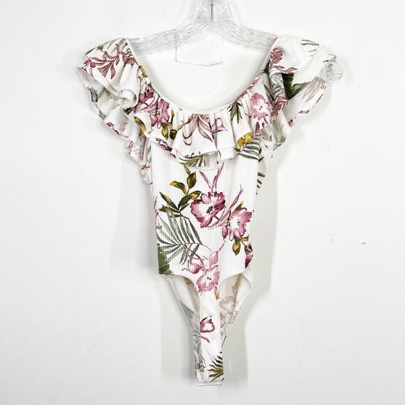 NWT ASTR THE LABEL Double Ruffle Ribbed Floral Bodysuit Sz. XS Cottagecore - Picture 4 of 4